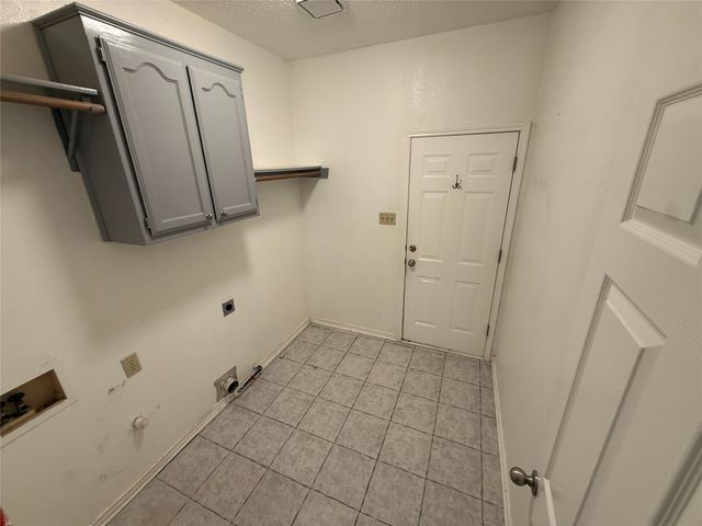 2332 Boardwalk Drive, Mesquite, TX 75181