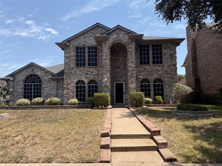 2332 Boardwalk Drive, Mesquite, TX 75181
