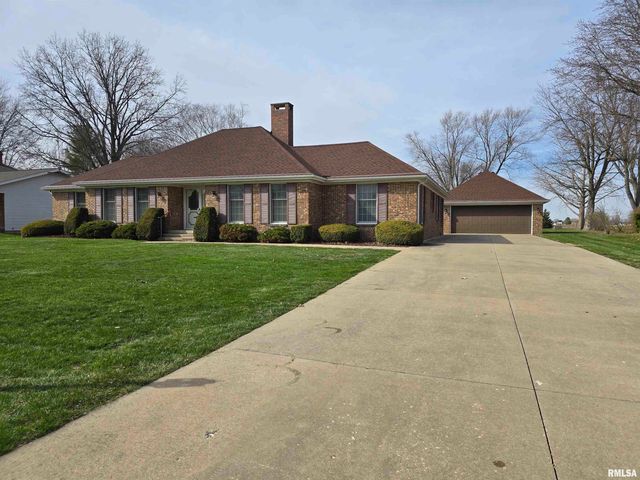 145 INGERSOLL Boulevard, Canton, IL 61520