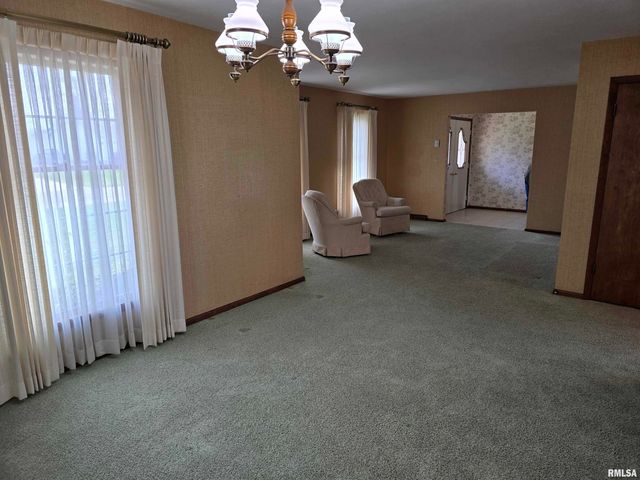 145 INGERSOLL Boulevard, Canton, IL 61520