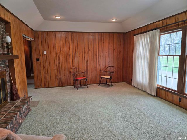 145 INGERSOLL Boulevard, Canton, IL 61520