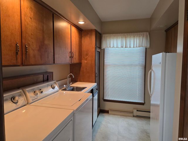 145 INGERSOLL Boulevard, Canton, IL 61520