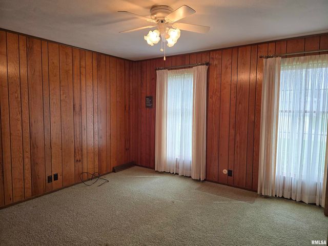 145 INGERSOLL Boulevard, Canton, IL 61520