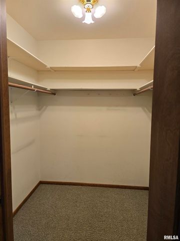 145 INGERSOLL Boulevard, Canton, IL 61520