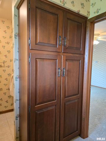 145 INGERSOLL Boulevard, Canton, IL 61520