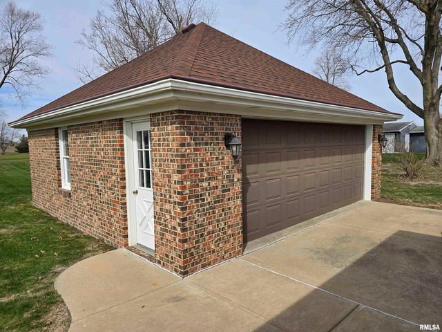 145 INGERSOLL Boulevard, Canton, IL 61520