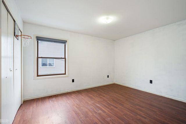 51613 Sass Road, Chesterfield, MI 48047