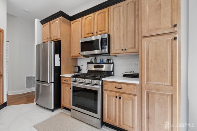 7343 Elm Court, South Brunswick, NJ 08852