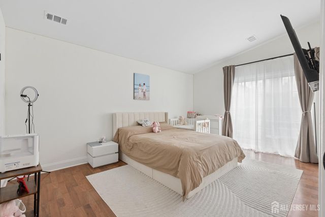 7343 Elm Court, South Brunswick, NJ 08852