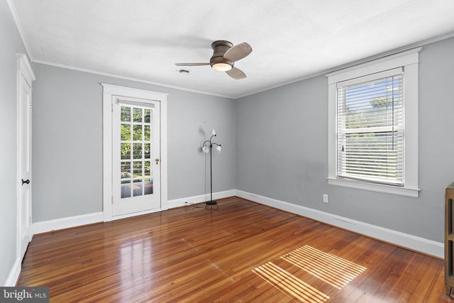 4601 LINCOLN DR, Baltimore, MD 21227