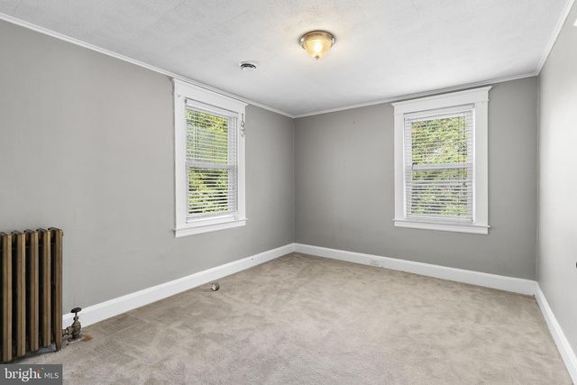 4601 LINCOLN DR, Baltimore, MD 21227