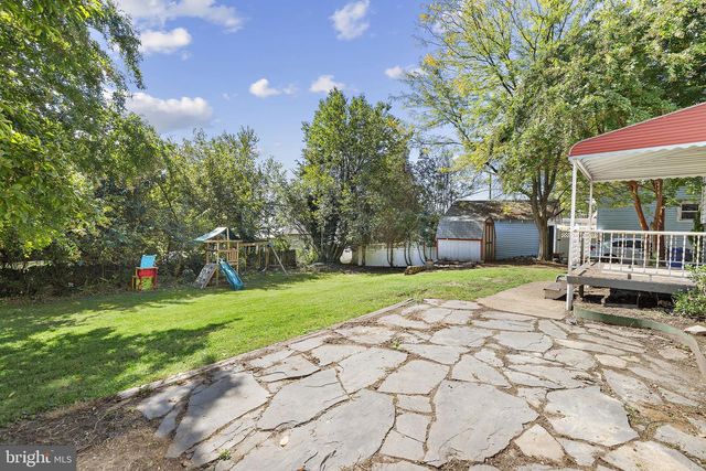 4601 LINCOLN DR, Baltimore, MD 21227