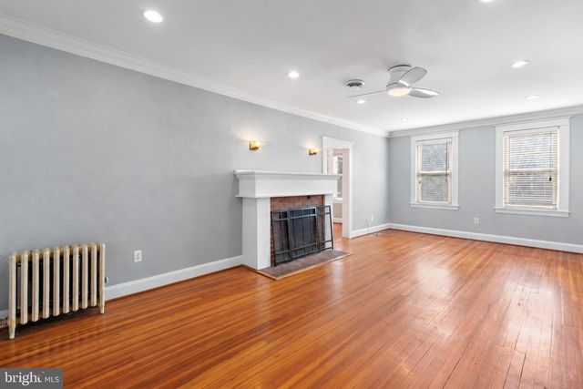 4601 LINCOLN DR, Baltimore, MD 21227