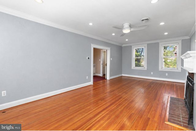 4601 LINCOLN DR, Baltimore, MD 21227