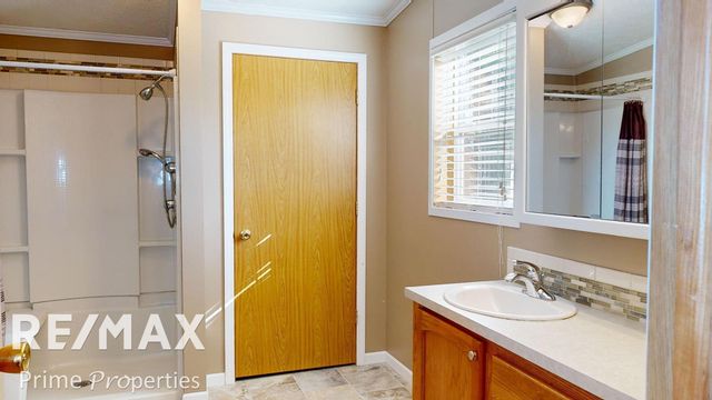 612 Park View Road, Clio, MI 48420