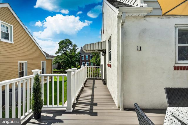 11 W EIGHTH ST, Pottstown, PA 19464