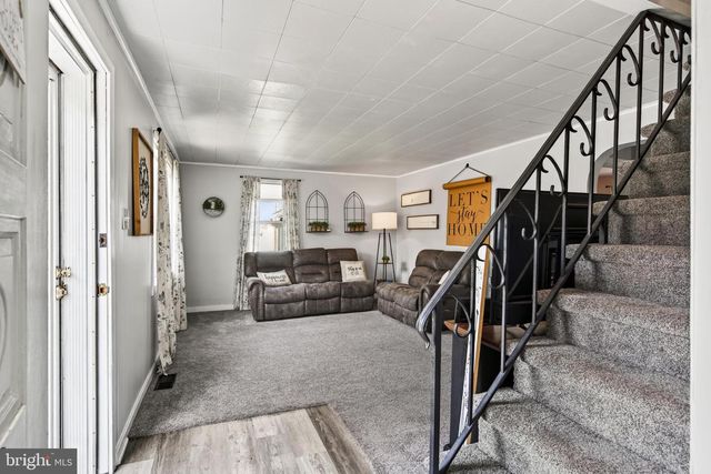 11 W EIGHTH ST, Pottstown, PA 19464