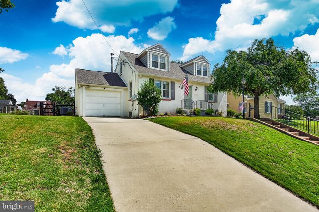 11 W EIGHTH ST, Pottstown, PA 19464
