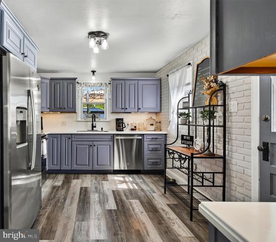 11 W EIGHTH ST, Pottstown, PA 19464