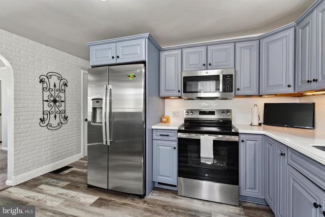 11 W EIGHTH ST, Pottstown, PA 19464