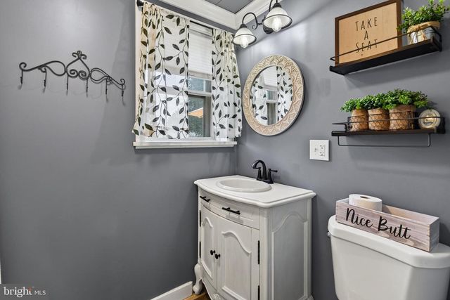 11 W EIGHTH ST, Pottstown, PA 19464