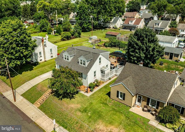 11 W EIGHTH ST, Pottstown, PA 19464