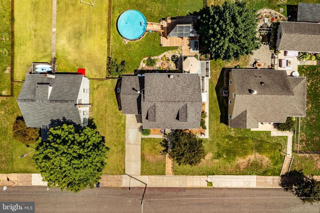 11 W EIGHTH ST, Pottstown, PA 19464