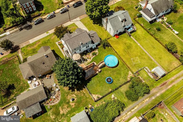 11 W EIGHTH ST, Pottstown, PA 19464