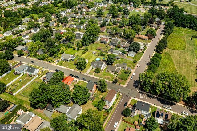 11 W EIGHTH ST, Pottstown, PA 19464