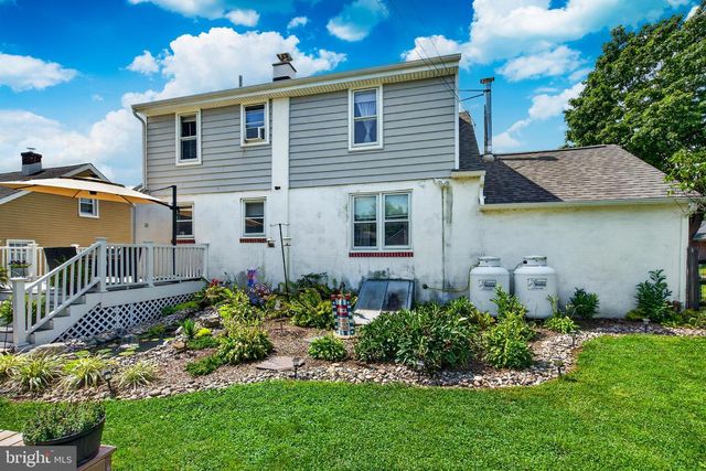 11 W EIGHTH ST, Pottstown, PA 19464