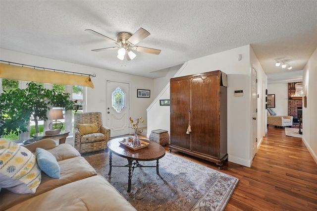 6316 Brookstone Drive, Arlington, TX 76001