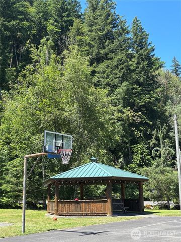 1128 Alder Lane, Sumas, WA 98295
