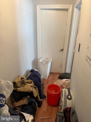 5801 BRUSH RD, Philadelphia, PA 19138