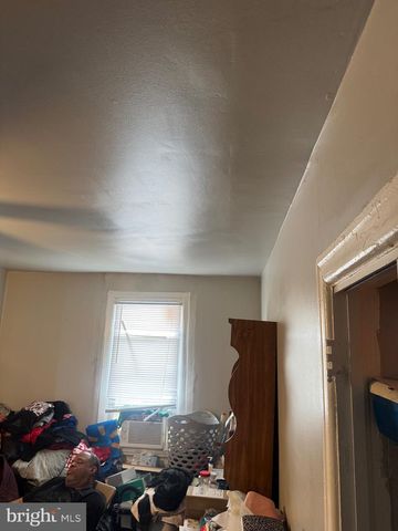 5801 BRUSH RD, Philadelphia, PA 19138