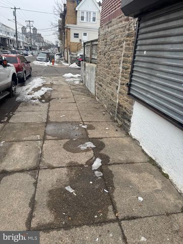 5801 BRUSH RD, Philadelphia, PA 19138