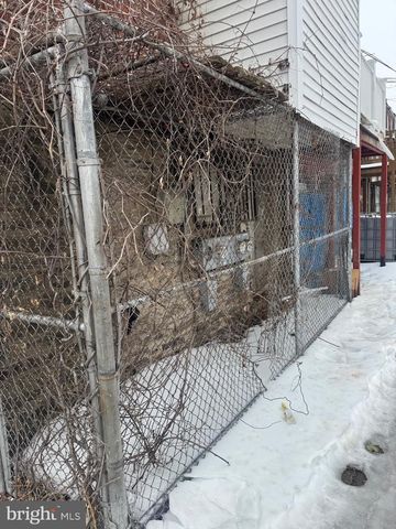 5801 BRUSH RD, Philadelphia, PA 19138