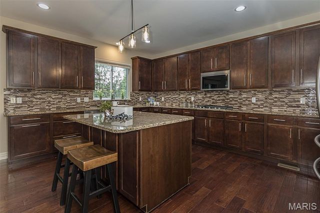 327 Tall Timber Meadows Drive, Ballwin, MO 63021