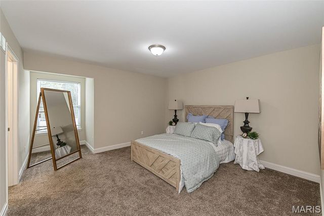 327 Tall Timber Meadows Drive, Ballwin, MO 63021