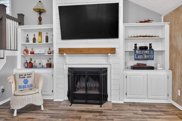 230 Persimmon Way, Harrodsburg, KY 40330