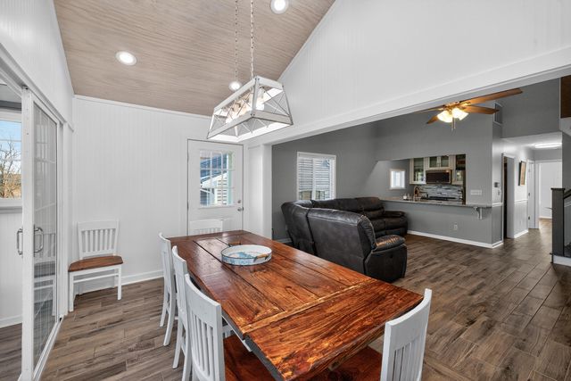 230 Persimmon Way, Harrodsburg, KY 40330