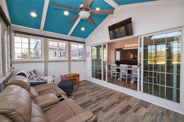 230 Persimmon Way, Harrodsburg, KY 40330