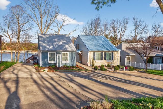 230 Persimmon Way, Harrodsburg, KY 40330