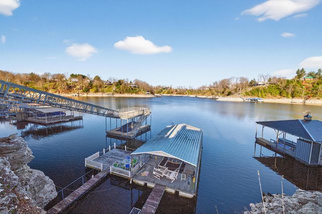 230 Persimmon Way, Harrodsburg, KY 40330