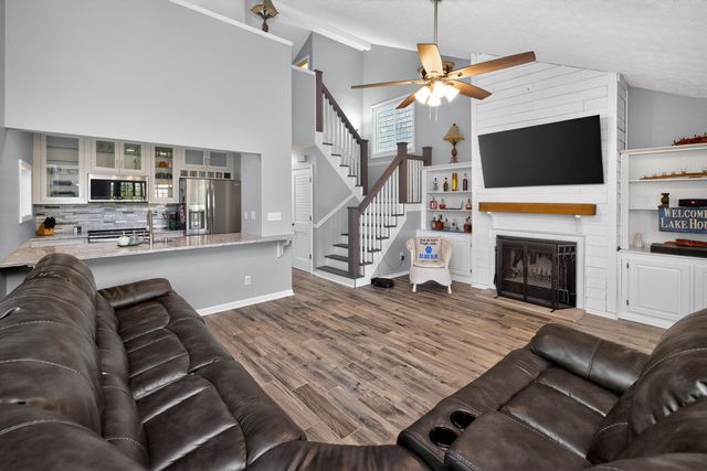 230 Persimmon Way, Harrodsburg, KY 40330