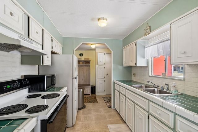 14289 MIDFIELD STREET, Brooksville, FL 34613