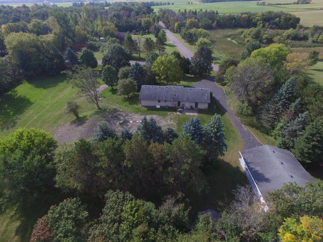 4300 Michelle Street, New Prague, MN 56071