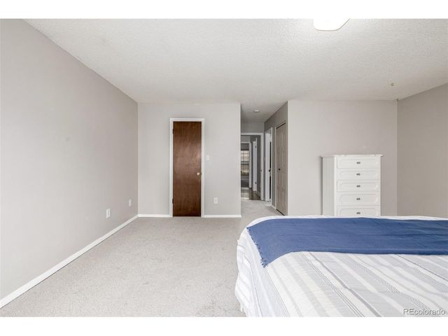 406 Valley Hi Cir B, Colorado Springs, CO 80910