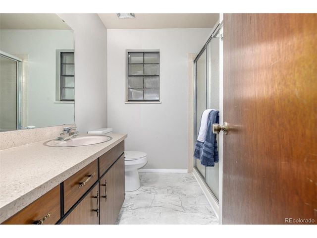 406 Valley Hi Cir B, Colorado Springs, CO 80910