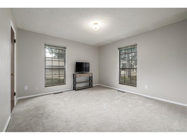 406 Valley Hi Cir B, Colorado Springs, CO 80910