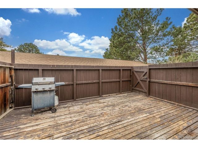 406 Valley Hi Cir B, Colorado Springs, CO 80910